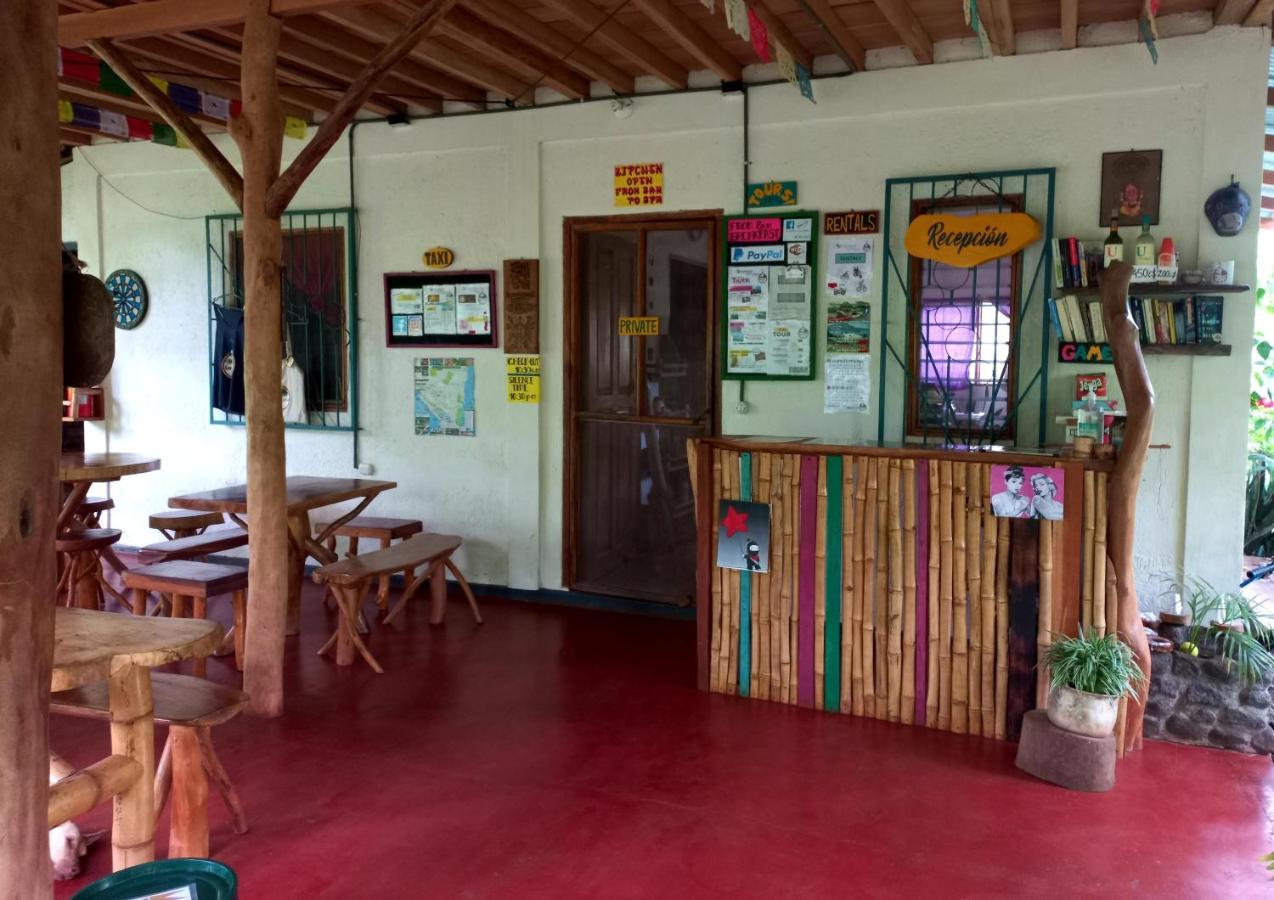 La Urraca Loca Hostel Balgue Екстер'єр фото